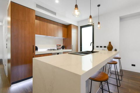 Boutique Stays County Down Port Melbourne - Accommodation Noosa 7