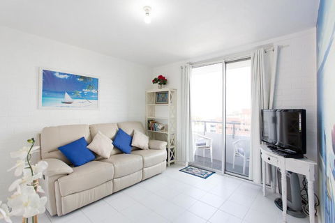 Ocean Harbour Views - Accommodation Noosa 5