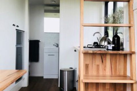 Christopher Tiny House - Accommodation Noosa 4