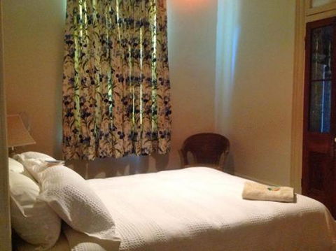 The White House - Accommodation Noosa 1