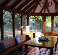 The White House - Accommodation Noosa