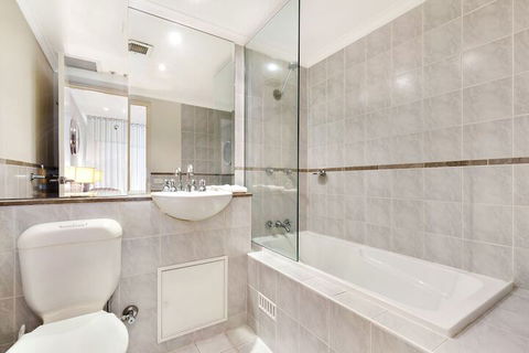 Surry Hills Modern One Bedroom Apartment - GOU - Accommodation Noosa 5