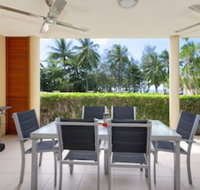Peponi 2 - Beachfront Apartment - Accommodation Noosa