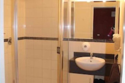 Rochester Motel - Accommodation Noosa 5