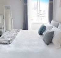 King Deluxe Apartments - Accommodation Noosa
