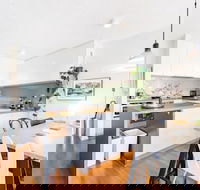 ISAAC 1BDR South Melbourne Apartment - Accommodation Noosa