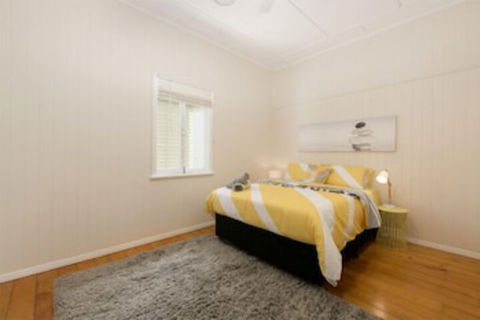Tallywood 4 Bedroom - Accommodation Noosa 3