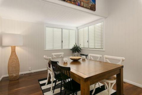 Tallywood 4 Bedroom - Accommodation Noosa 1