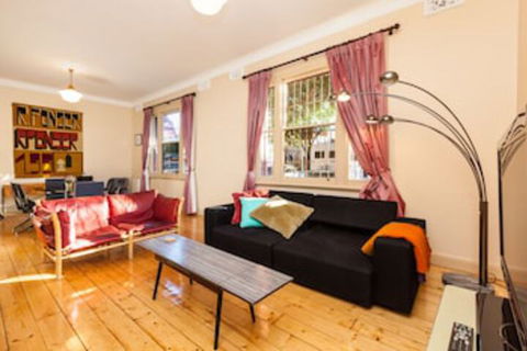 MADELINE, 1BDR Fitzroy Apartment - Accommodation Noosa 0