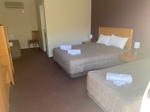 Horse And Jockey Hotel Motel - Accommodation Noosa 4