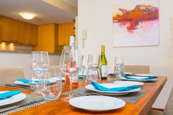 Luxurious Perth Townhouse - Accommodation Noosa 6