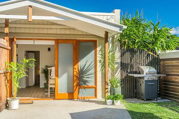 Half Moon Cottage - Accommodation Noosa 4