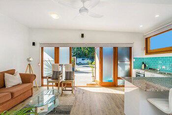 Half Moon Cottage - Accommodation Noosa 1
