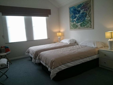 Beachside Apartment - Accommodation Noosa 5