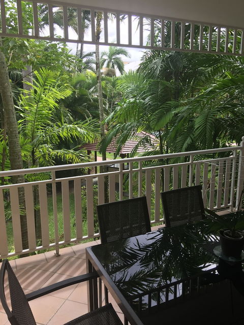 Cairns Golf Course Apartment - Accommodation Noosa 0