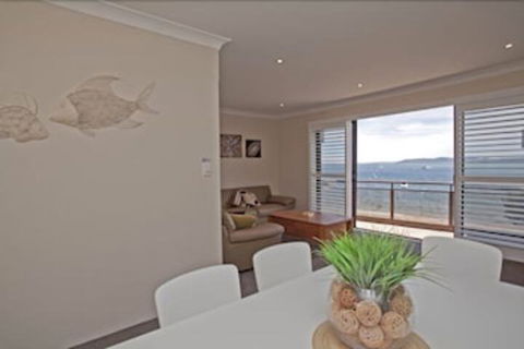 Collendina, Unit 6/19 Kurrawa Close - Accommodation Noosa 1