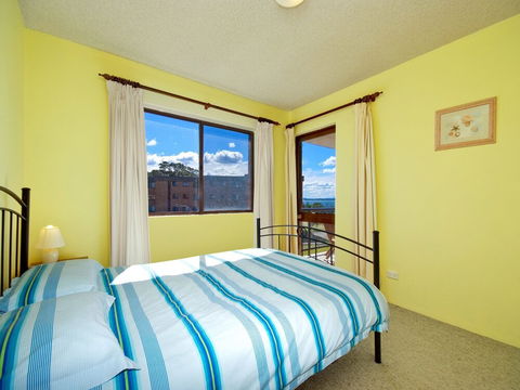 Promenade Unit 10 / 8 Intrepid Close - Accommodation Noosa 4