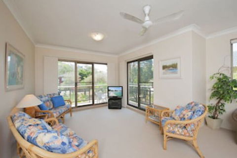 Victory Court Unit 3 / 3 Columbia Close - Accommodation Noosa 0