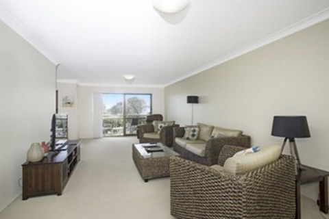 TRADEWINDS 1 - Accommodation Noosa 0