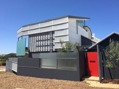 River Front Architect Villa - Accommodation Noosa 1