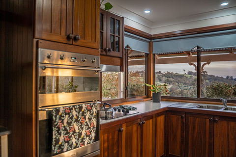 Glen Mervyn Lodge - Accommodation Noosa 0