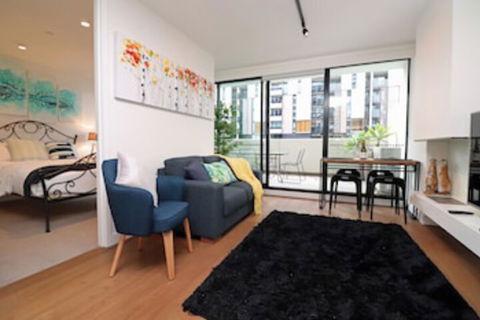 Urban Eden In South Yarra - Rejuvenate Stays - Accommodation Noosa 0