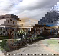 Linden Hall - Accommodation Noosa