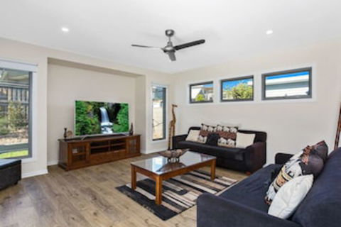 Pebbles At Casuarina Beach - Accommodation Noosa 0