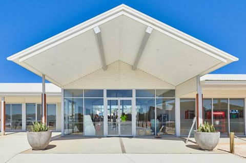 RAC Monkey Mia Dolphin Resort - Accommodation Noosa 1