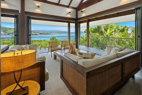 Mandalay Luxury Retreat - Accommodation Noosa 2