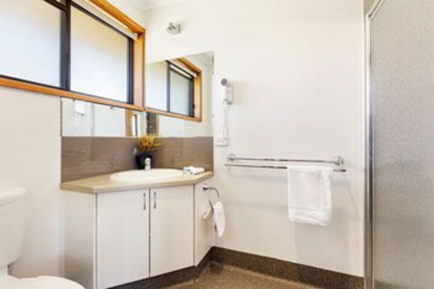 Lakeside Country Club - Numurkah - Accommodation Noosa 3