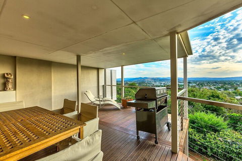 Highview - Accommodation Noosa 1