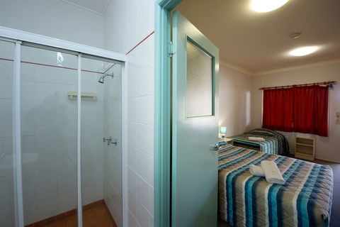 Lamington Hotel Motel - Accommodation Noosa 1