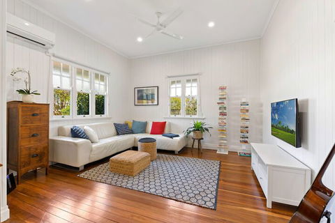 The Keeper's House - Accommodation Noosa 6
