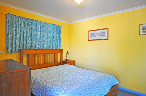 THE Lighthouse Surf Side - Accommodation Noosa 6