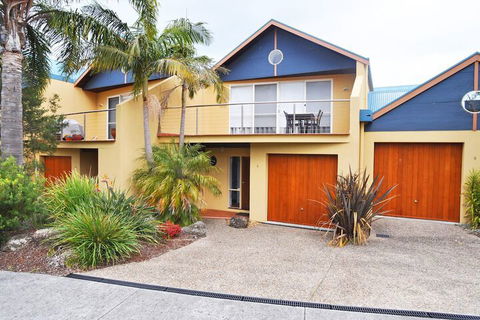 THE Sails 8 Linen Included Central Location - Accommodation Noosa 1