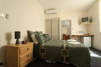 Tommys - Accommodation Noosa 0