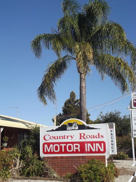 Country Roads Motor Inn - Accommodation Noosa 5