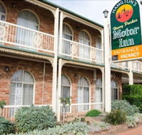Hamilton's Henry Parkes Motor Inn Parkes - Accommodation Noosa
