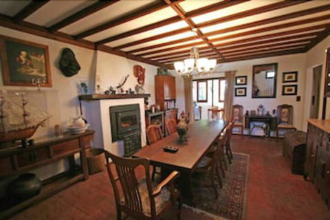 The Table Guesthouse - Accommodation Noosa 3