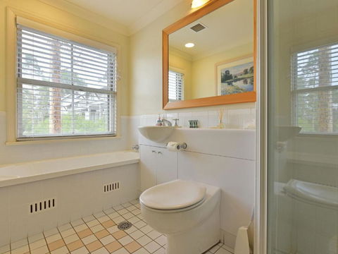 Villa 2br Provence Resort Condo Located Within Cypress Lakes Resort (nothing Is More Central) - Accommodation Noosa 1