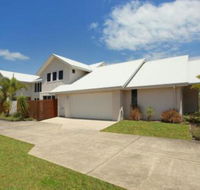 60 Beachway Parade Marcoola 500 BOND Linen supplied - Accommodation Noosa