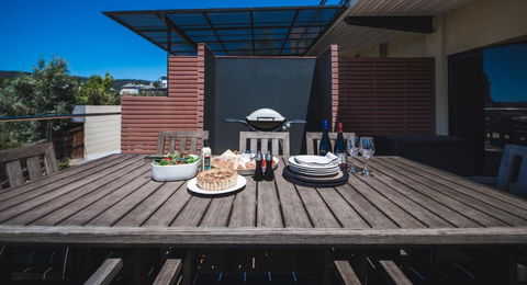 Russell House - Accommodation Noosa 5