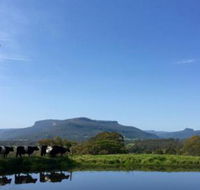 Minimbah Farm Cottages Family Farmstay choose from 2  3 bedroom Cottages  6 Bedroom House - Accommodation Noosa