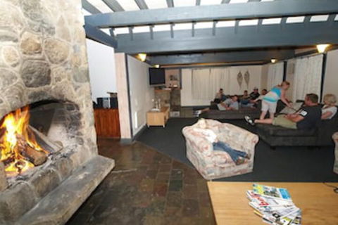 Habitat Chalet - Accommodation Noosa 2