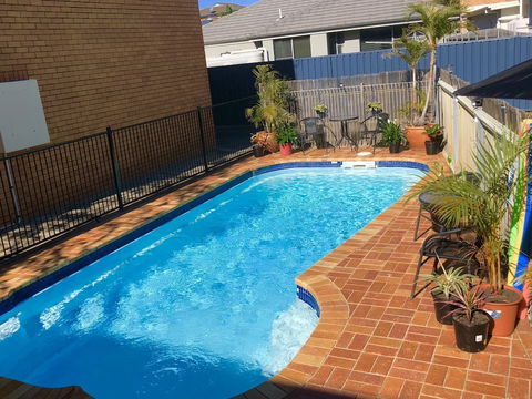 Bosuns Inn Motel - Accommodation Noosa 1