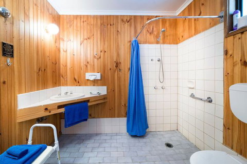 Kookaburra Motor Lodge - Accommodation Noosa 4