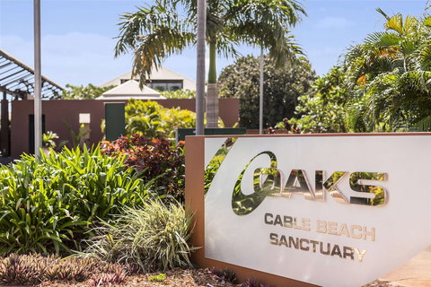 Oaks Cable Beach Resort - Accommodation Noosa 1