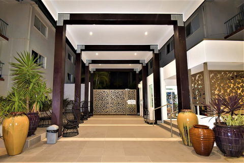 Grande Florida Beachside Resort - Accommodation Noosa 0