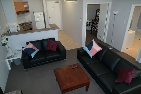 Duke's Apartments - Accommodation Noosa 4